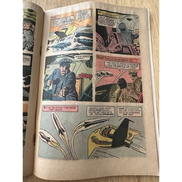 Gold Key Comics Voyage to the Bottom of the Sea #9/1967 David Hedison VTG - Picture 8 of 9